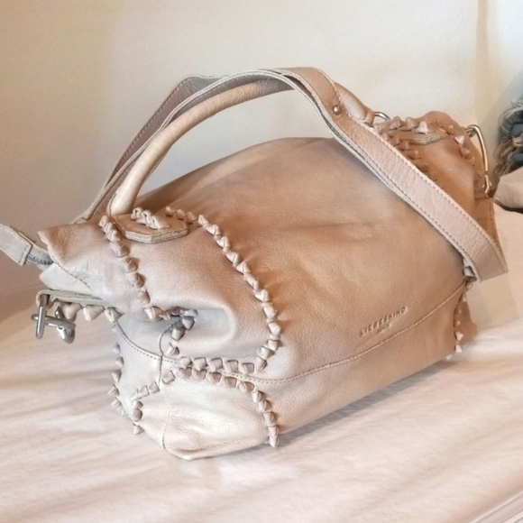 lifebekind Handbags - Cream Berlin Bag